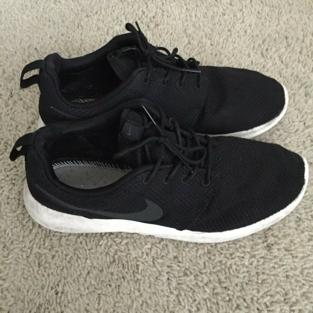 Sold NIKE 9 ROSHE RUN BLACK SNEAKERS RUNNING SHOES - Picture 2 of 5